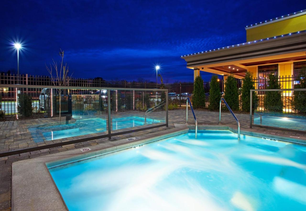Holiday Inn Midland By Ihg Exterior foto